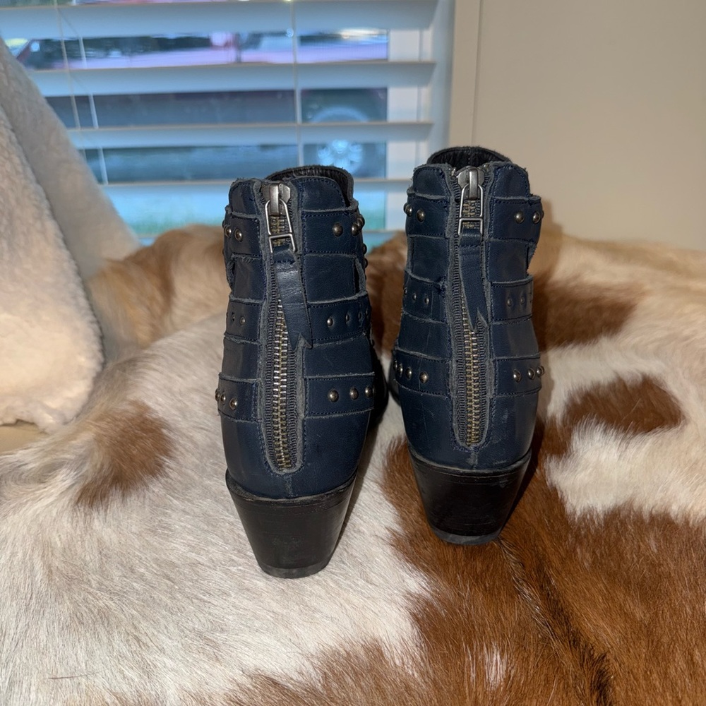 Lane studded ankle cowboy boot - Picture 4 of 6